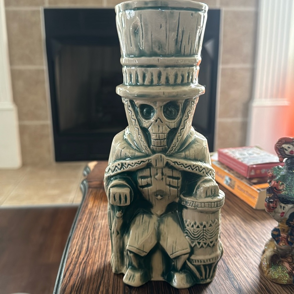 Trader Sam’s Hat Box Ghost Tiki Mug